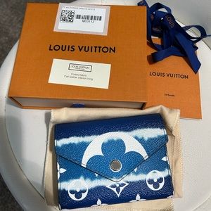 Louis Vuitton Escale Victorine wallet - MINT condition w box, tags, booklet etc